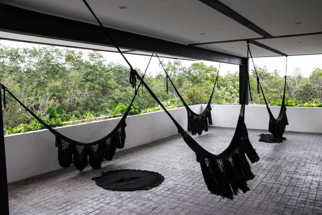 Designer Penthouse - Jungle Views, Bike To
