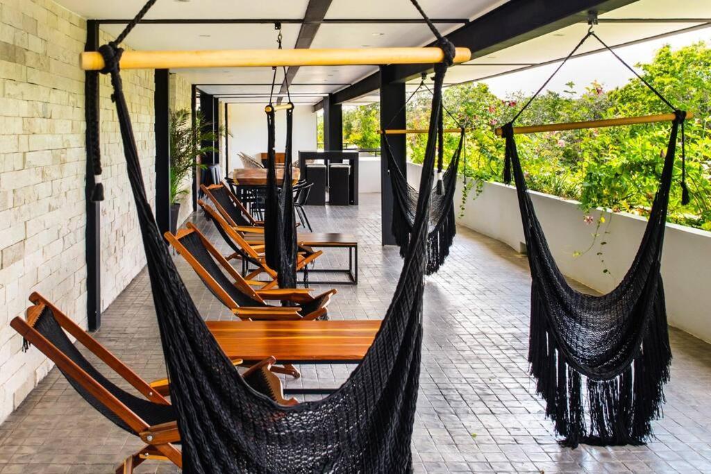 Designer Penthouse - Jungle Views, Bike To