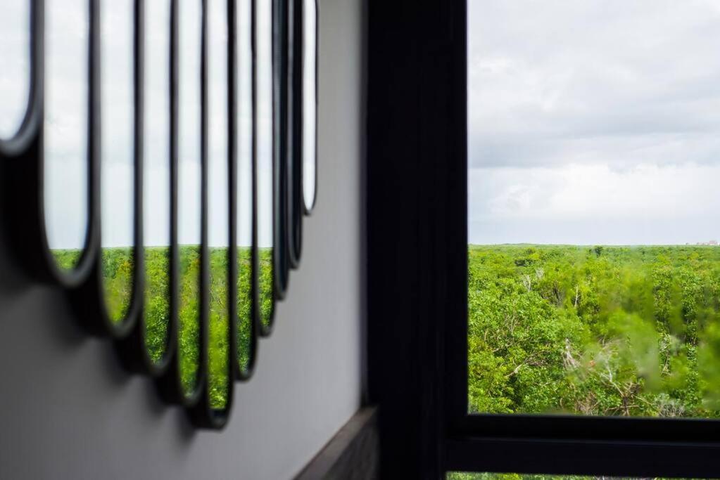 Designer Penthouse - Jungle Views, Bike To